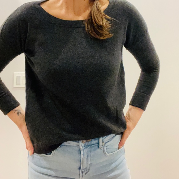 Gap wool/nylon/acrylic blend sweater - Picture 3 of 3